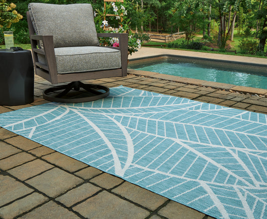 Ocala Furniture Outlet - Ashley Furniture - Hulsia Rug - 5' x 7' Rug / Ivory/Aqua - R900122