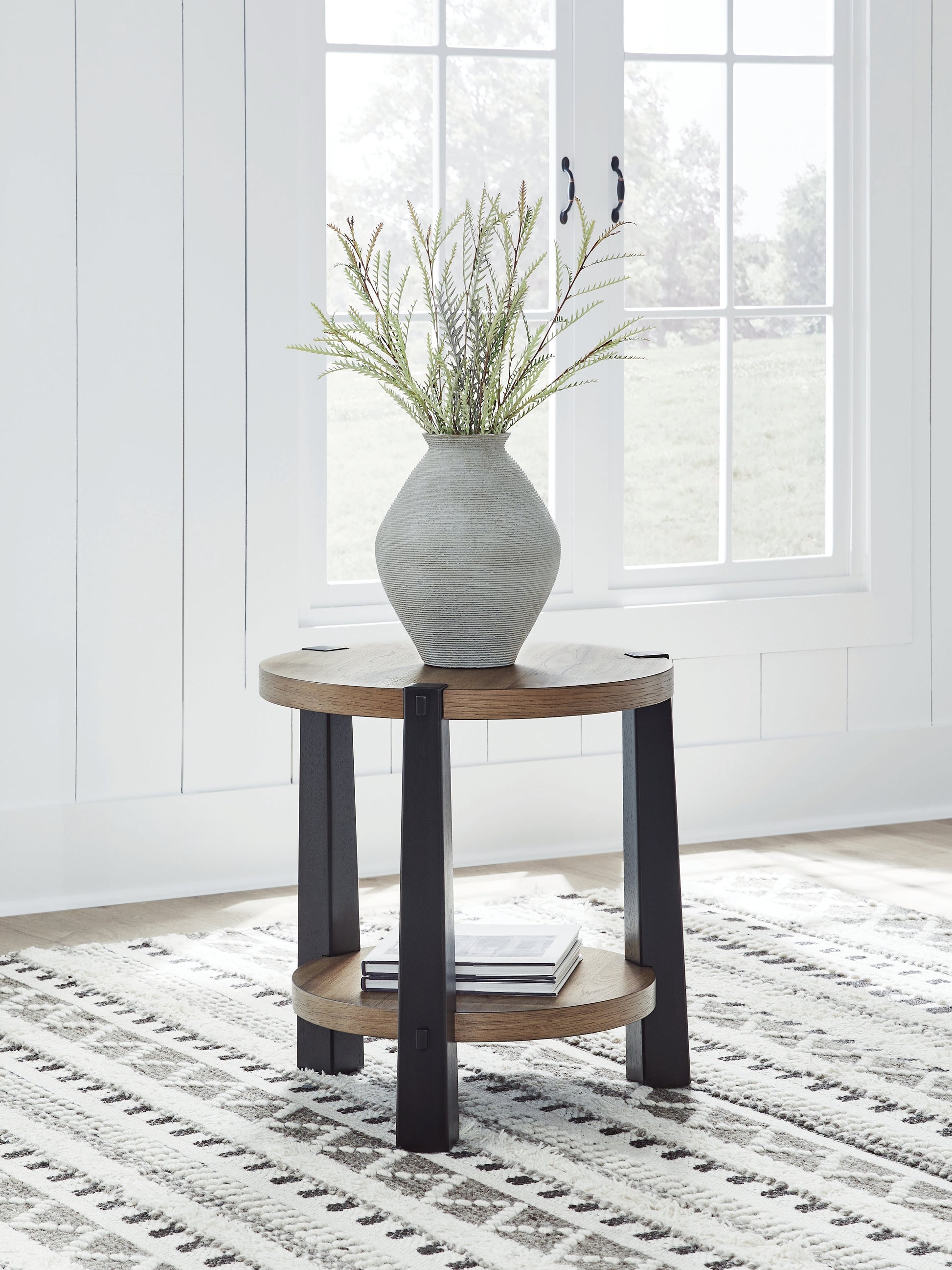 Ocala Furniture Outlet - Ashley Furniture - Ridgester End Table - Round End Table - T518-6