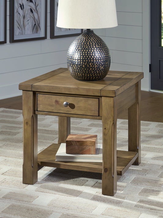 Ocala Furniture Outlet - Ashley Furniture - Vandenmore End Table - Rectangular End Table / Medium Brown - T539-3