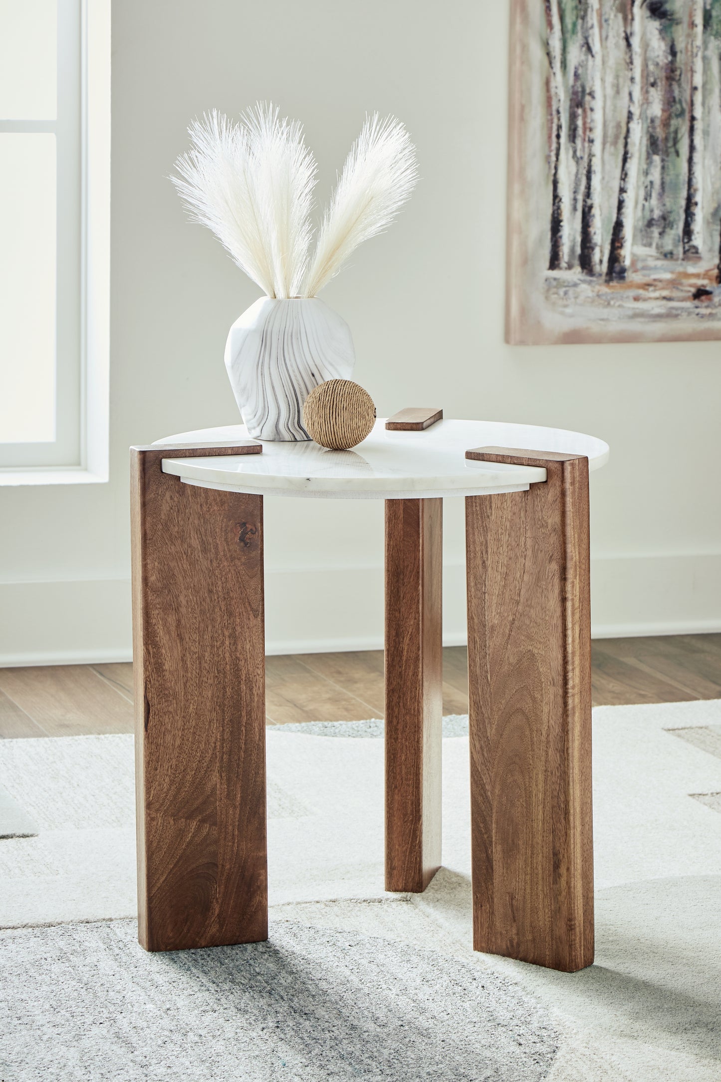 Ocala Furniture Outlet - Ashley Furniture - Isanti End Table - Round End Table / White/Brown - T652-6