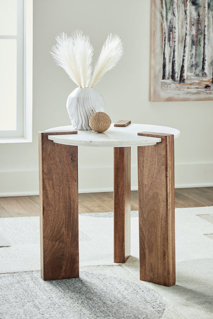 Ocala Furniture Outlet - Ashley Furniture - Isanti End Table - Round End Table / White/Brown - T652-6