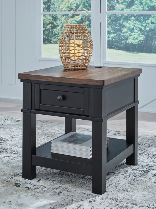 Ocala Furniture Outlet - Ashley Furniture - Wildenauer End Table - Rectangular End Table / Brown/Black - T664-3