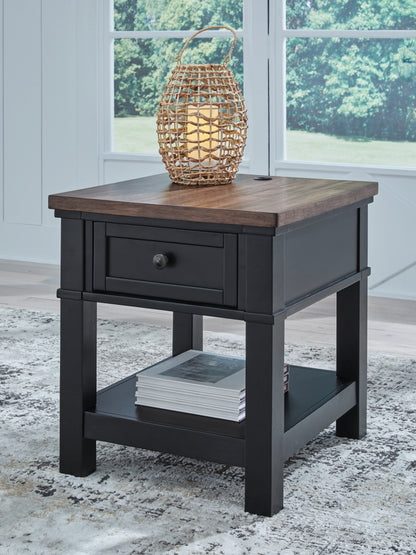 Ocala Furniture Outlet - Ashley Furniture - Wildenauer End Table - Rectangular End Table / Brown/Black - T664-3