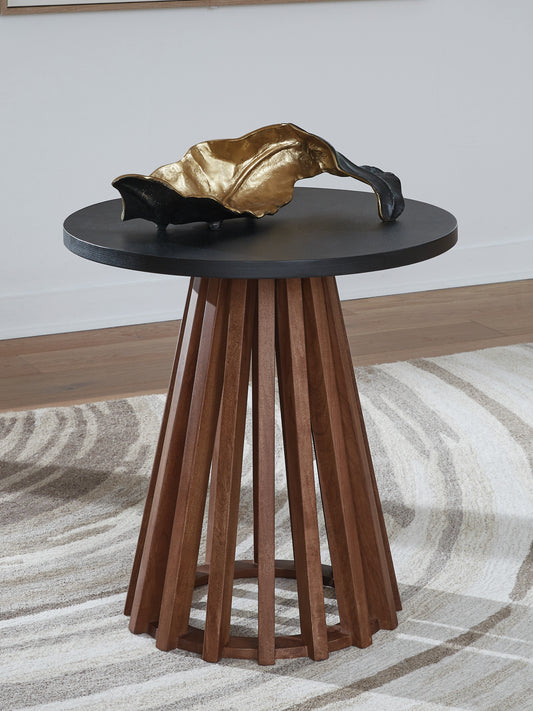 Ocala Furniture Outlet - Ashley Furniture - Kallari End Table - Round End Table / Warm Brown/Black - T737-6