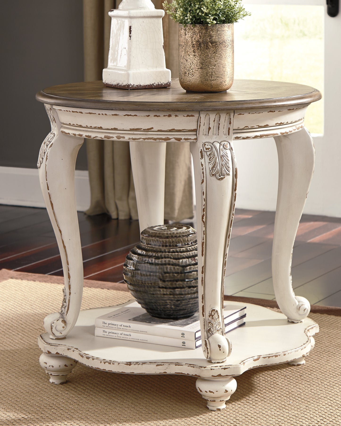 Ocala Furniture Outlet - Ashley Furniture - Realyn End Table - Round End Table / White/Brown - T743-6