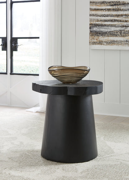 Ocala Furniture Outlet - Ashley Furniture - Wimbell End Table - Round End Table / Black - T970-6